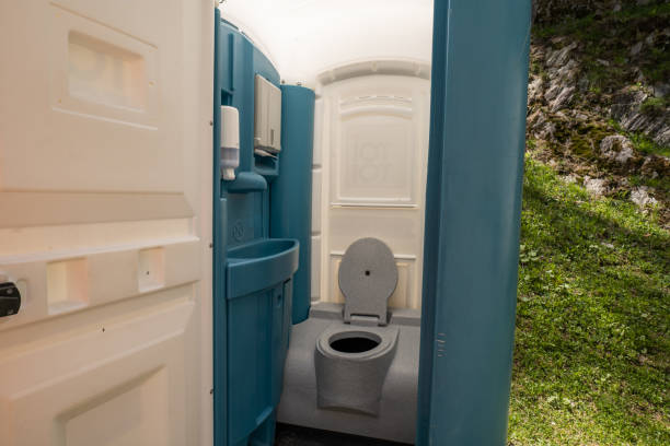 Portable Toilet Options We Offer in North Oaks, MN